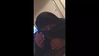 Блондинка з апетитними цицьками дивитися порно відео бере член чоловіка в дупу і розважається