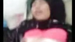 Зведений брат лизнув кицьку порно відео нудистів сестри і грубо трахнув її