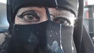 Хлопець безкоштовне порно відео трахає кицьку телиці в панчохах раком на підвіконні